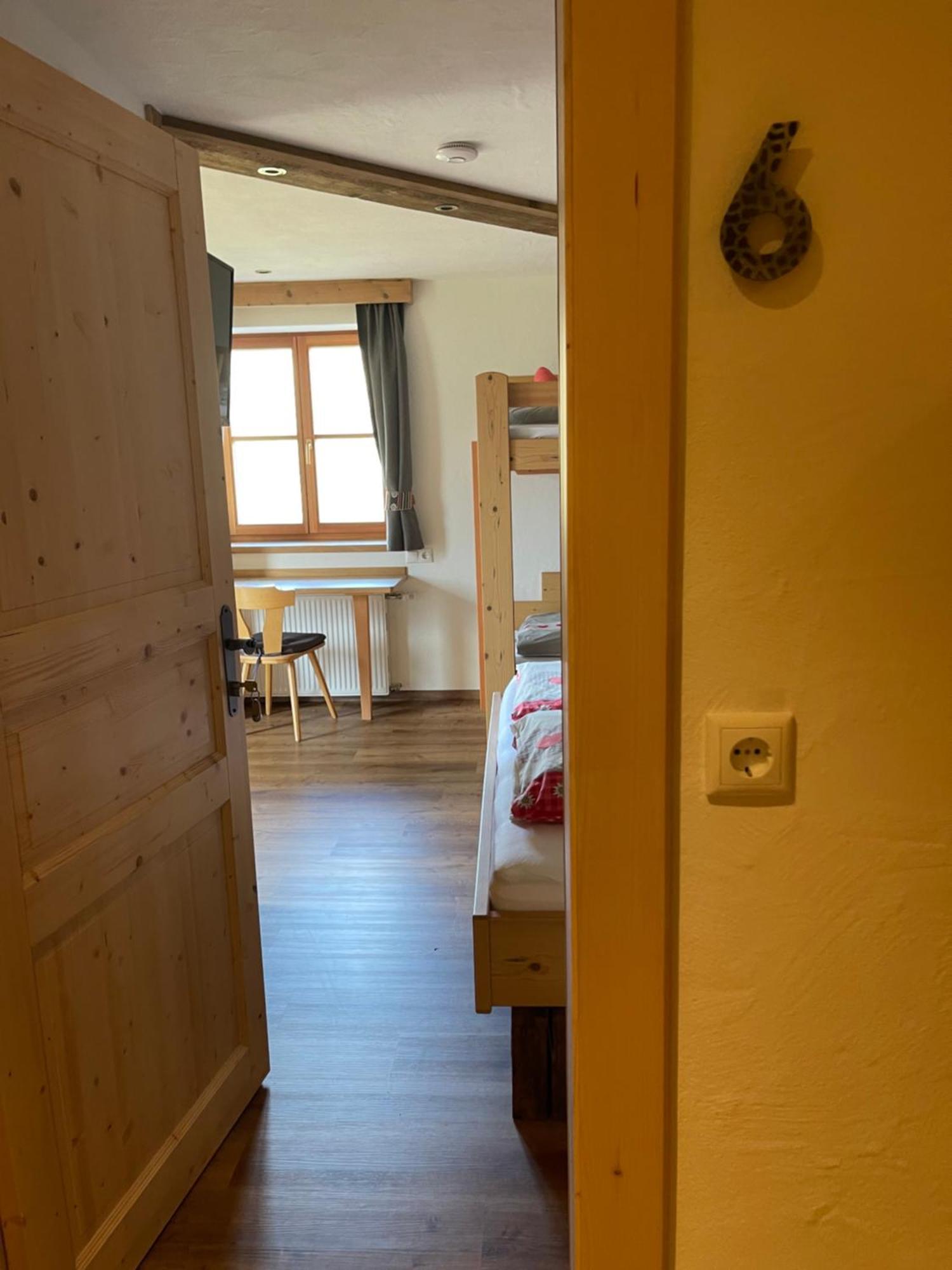 Almgasthaus Glocknerblick Großkirchheim Zewnętrze zdjęcie